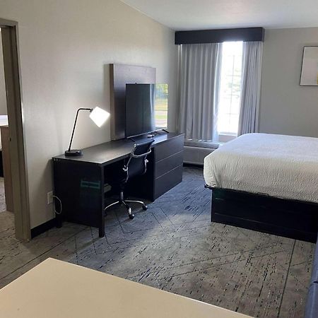 Days Inn & Suites By Wyndham Tahlequah Luaran gambar