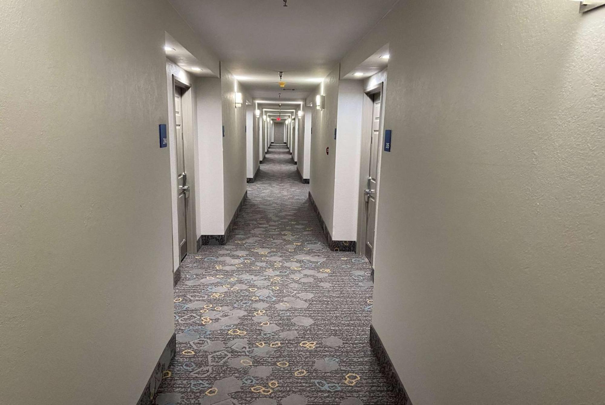 Days Inn & Suites By Wyndham Tahlequah Luaran gambar